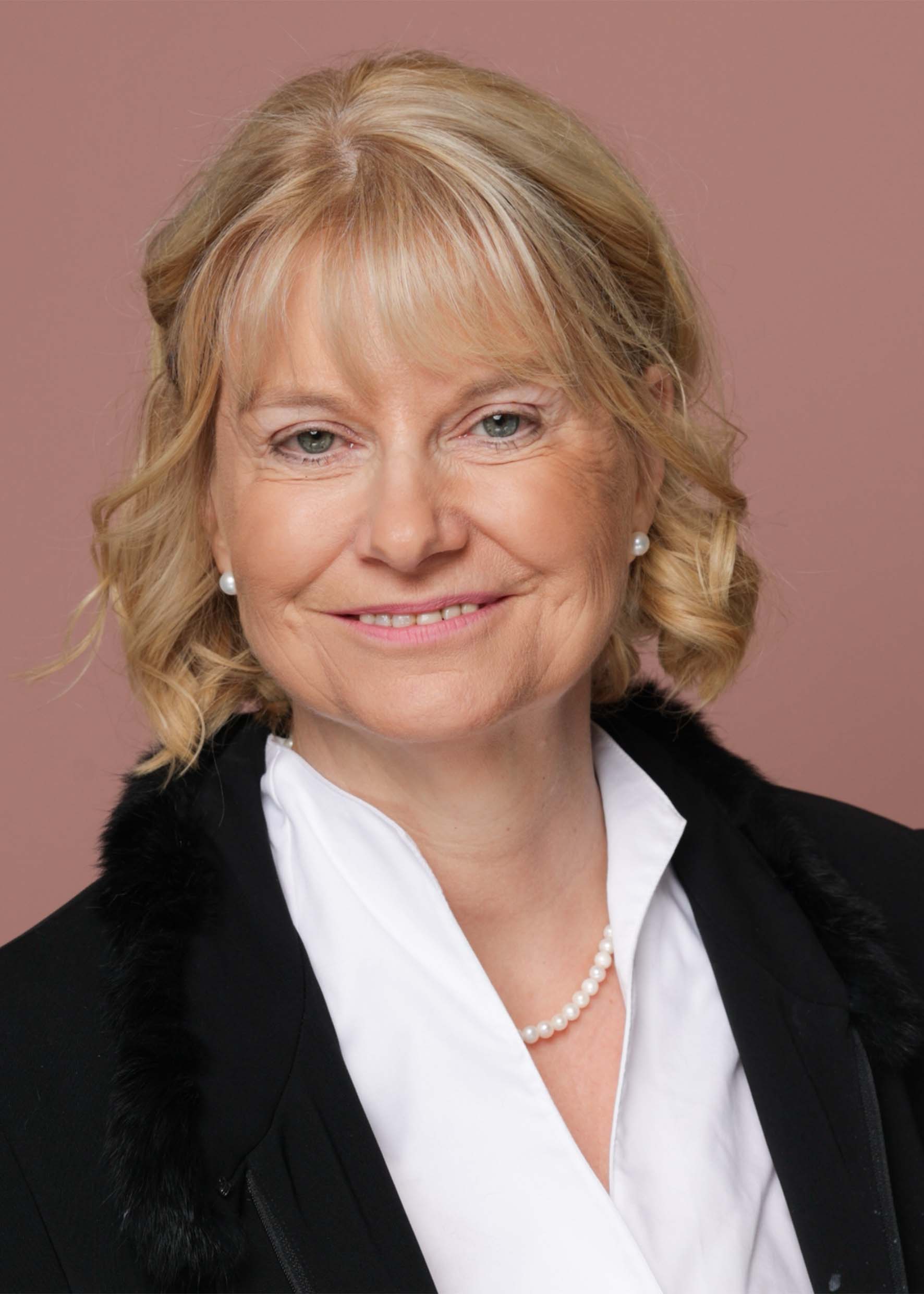 Dr. med. Martina Spitz